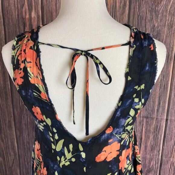 Ecote Women's Black & Coral Floral Tunic Dress Back is Cutout with Ties Small - Picture 7 of 9